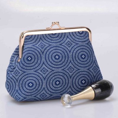 Clip Cosmetic Purse